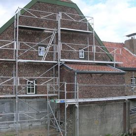 Slecht gevelonderhoud is vaak de oorzaak van vochtproblemen in huis.